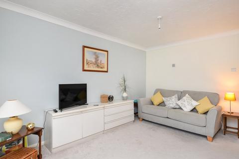 3 bedroom semi-detached house for sale, Woodley Walk, North Shoebury, Shoeburyness, Essex, SS3