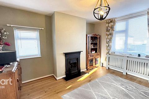 4 Darwin Avenue, Ilkeston, DE7 5GN