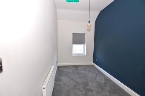 2 bedroom apartment to rent, Victoria Road, Guiseley, Leeds, LS20 8DJ