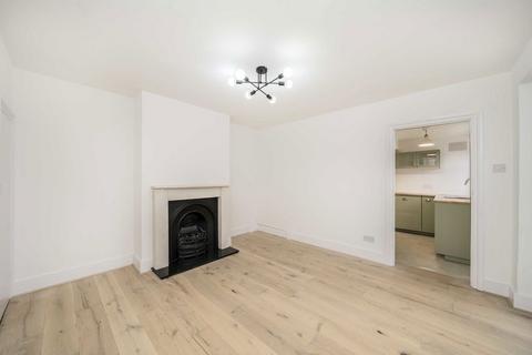 3 bedroom semi-detached house for sale, Green Street, Sunbury-On-Thames TW16