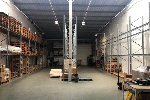 Warehouse to rent, Milton Keynes MK12