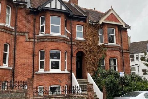 2 bedroom flat to rent, Hartington Road, Brighton