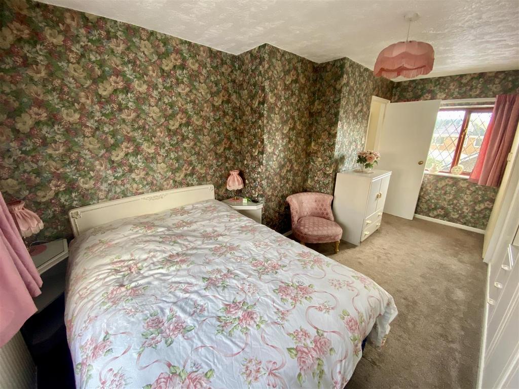 Bramleys Estate Agents - Sykes Avenue - Mirfield (