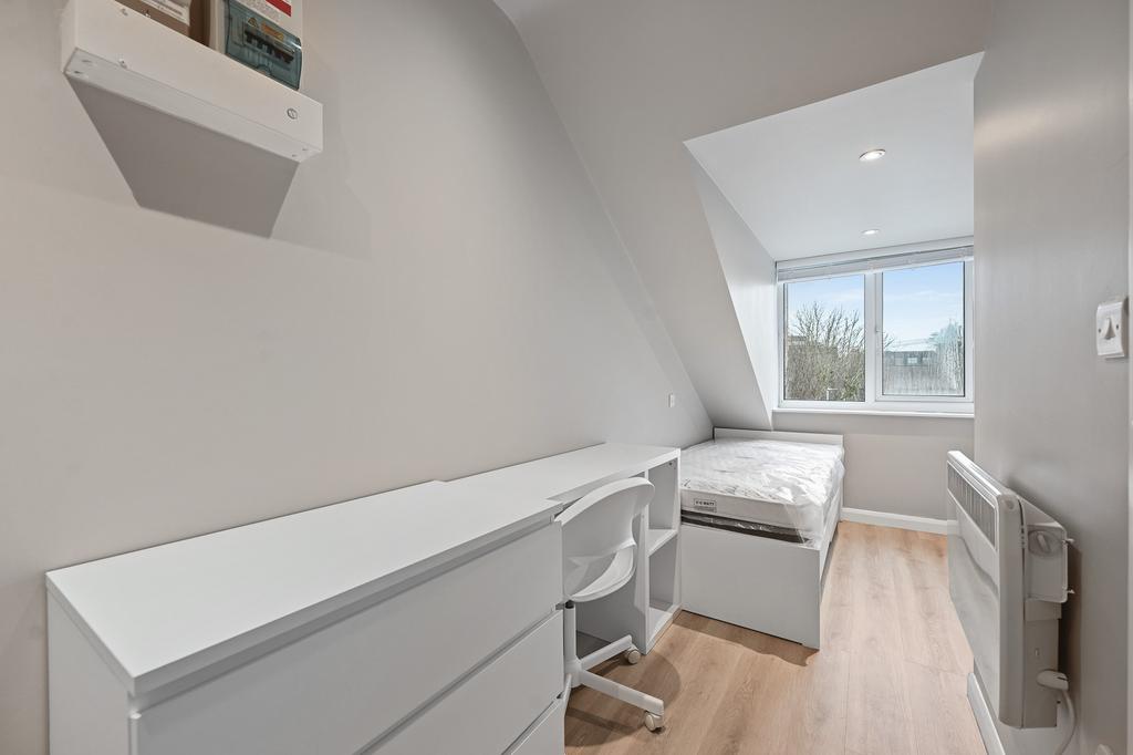 CS - Room 24, 30 Westland Road - B3 (1)