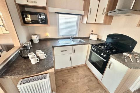 2 bedroom static caravan for sale, Amble Links Holiday Park