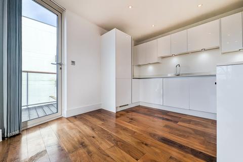 2 bedroom flat to rent, 1 Flower Lane, Mill Hill, London, NW7