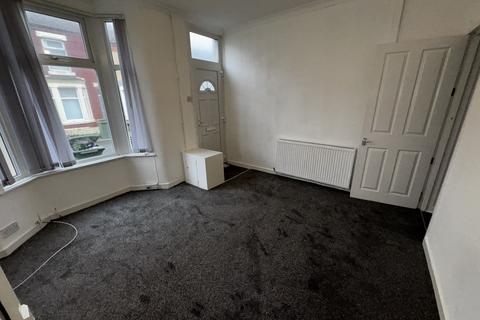 2 bedroom terraced house to rent, Moorland Road, Birkenhead CH42