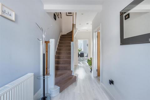 3a Westway, London, SW20 9LX