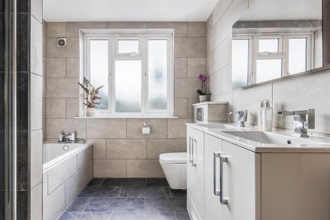 3a Westway, London, SW20 9LX