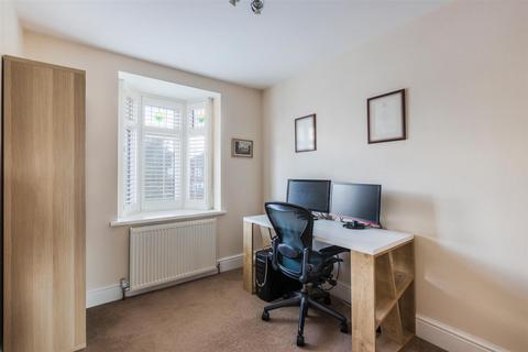 3a Westway, London, SW20 9LX