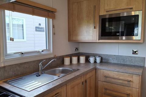 2 bedroom static caravan for sale, Chantry Country and Leisure Park