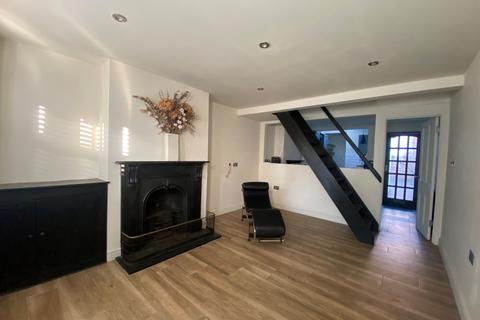 2 bedroom cottage for sale, Crown Lane, Southgate N14