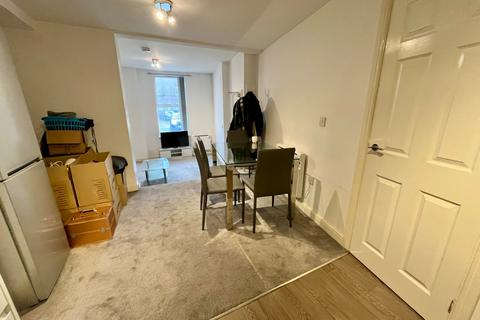 1 bedroom flat for sale, Park Green, Macclesfield, Cheshire, SK11