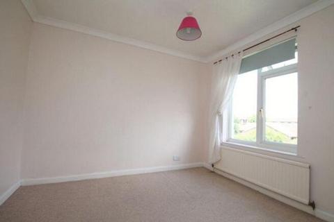 3 bedroom terraced house to rent, Windward Close, Littlehampton BN17