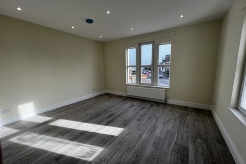 2 bedroom flat to rent, Heron Hill, Belvedere DA17