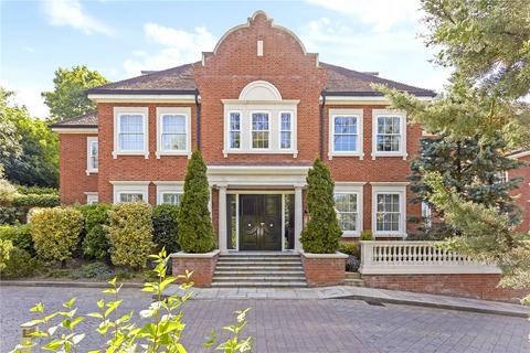 2 bedroom apartment for sale, Oxshott Lodge, Leatherhead Road, Leatherhead, Surrey, KT22