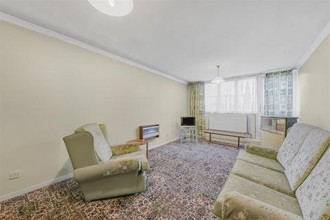 2 bedroom flat for sale, Cable Street, London E1