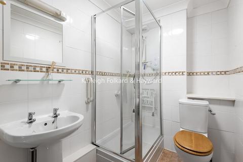 2 bedroom flat for sale, Magpie Hall Lane, Bromley