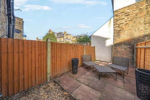 2 bedroom maisonette for sale, Merton Road, Earlsfield