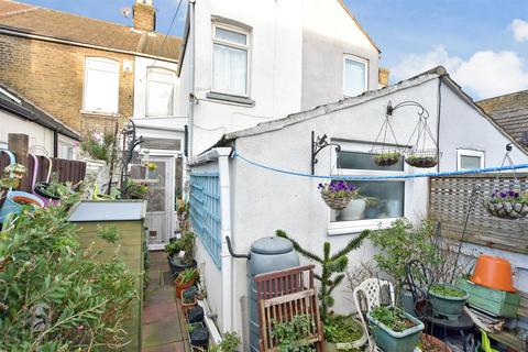 3 bedroom terraced house for sale, Berridge Road, Sheerness, Kent