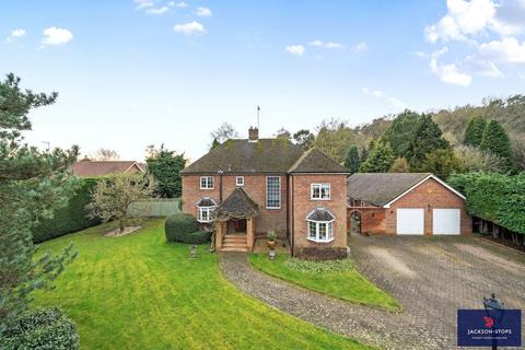 4 bedroom detached house for sale, Bedford Road, Maulden, Bedford, Bedfordshire, MK45