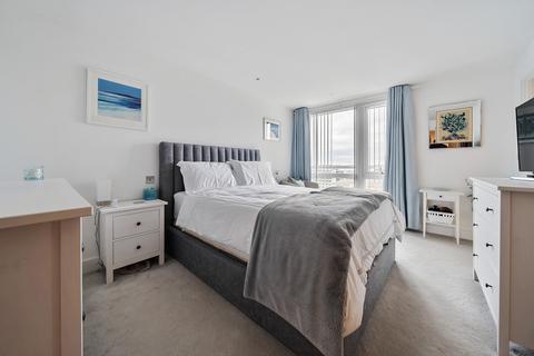 2 bedroom flat for sale, Maritime Walk, Ocean Village, Southampton, Hampshire, SO14