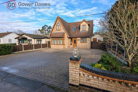 4 bedroom detached house for sale, Enfield Road, Wickford