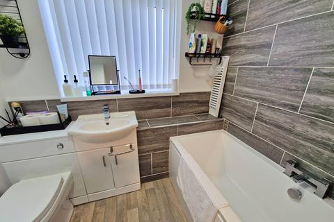 18 Forge Way, Porthcawl, CF36 3RP