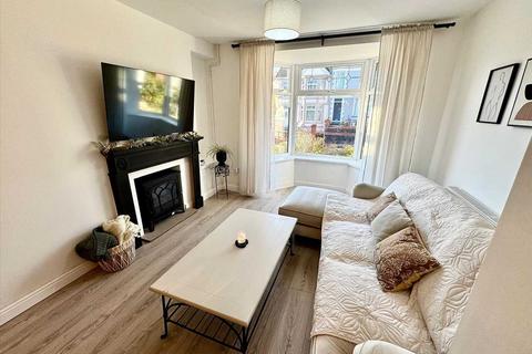 18 Berw Road, Tonypandy, CF40 2HG