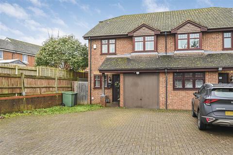 4 bedroom house for sale, Fawkham Road, West Kingsdown