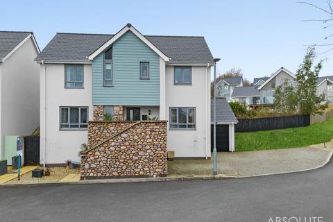 4 bedroom detached house for sale, Furzebrake Close, Torquay, TQ2