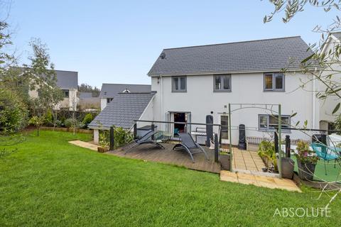 4 bedroom detached house for sale, Furzebrake Close, Torquay, TQ2