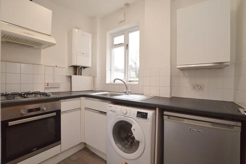 Studio to rent, Champion Road Sydenham SE26