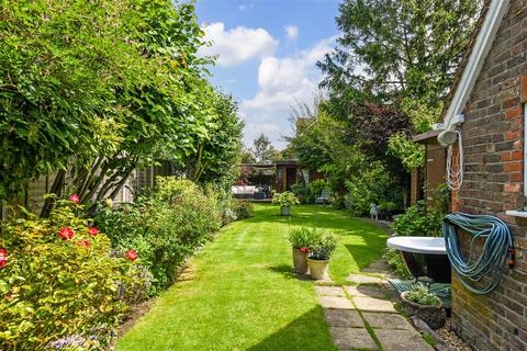 2 bedroom semi-detached house for sale, Barnham Road, Barnham