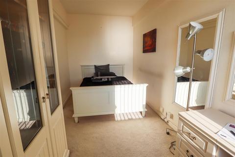 1 bedroom flat for sale, Marine Court, St. Leonards-On-Sea