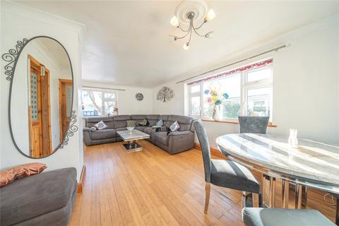 3 bedroom bungalow for sale, High Ash Crescent, Leeds, West Yorkshire