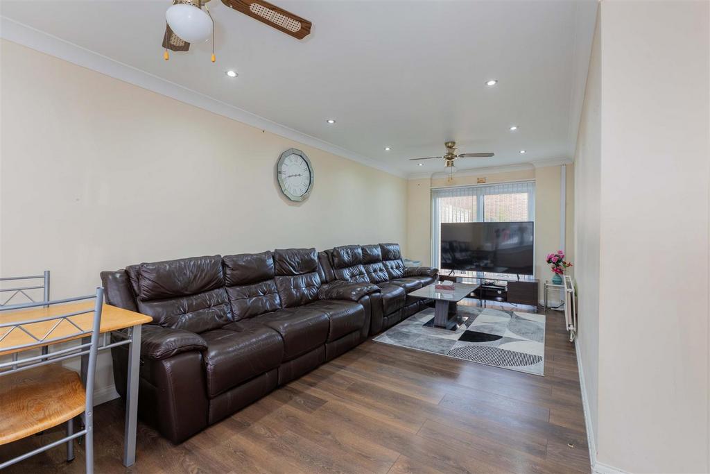 52 Wordsworth Road-9.jpg