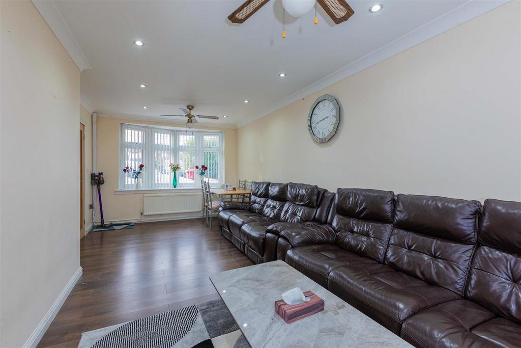 52 Wordsworth Road-8.jpg