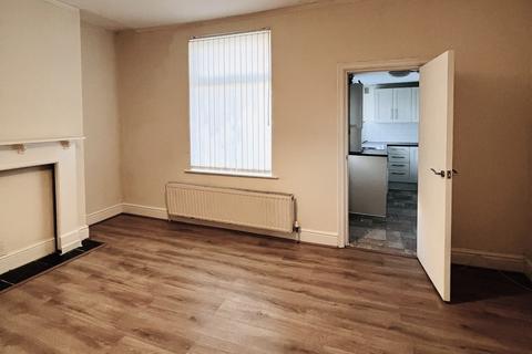 3 bedroom terraced house for sale, 3 bed house in L15 - vacant- No Chain