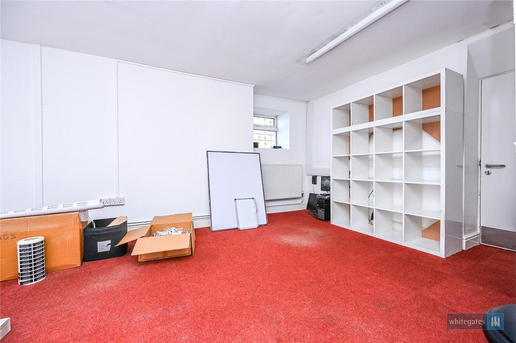 Bedroom/Office