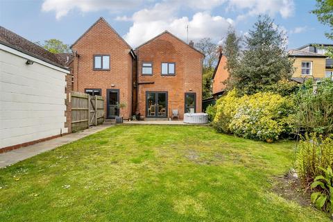 4 bedroom detached house for sale, Nursteed Road, Devizes