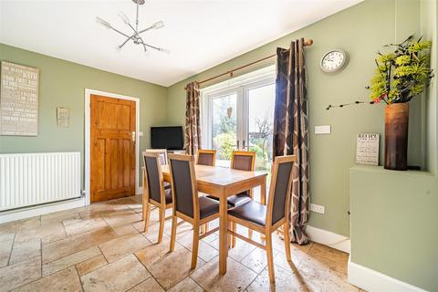 4 bedroom detached house for sale, Nursteed Road, Devizes