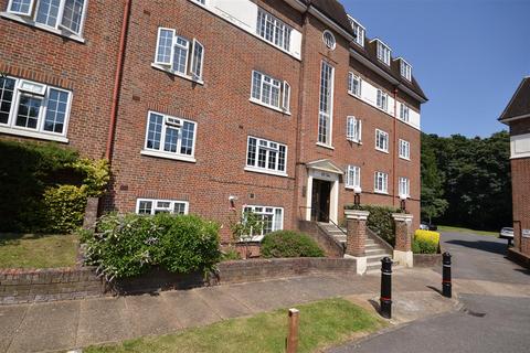 3 bedroom apartment for sale, Herga Court, Sudbury Hill, Harrow on the Hill