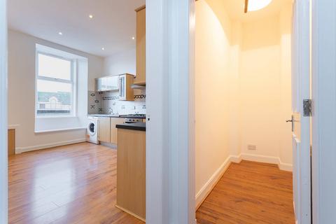 2 bedroom flat for sale, 77B Pilmuir Street, Dunfermline, KY12 0LN