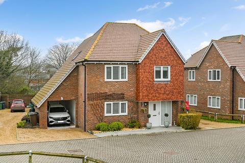 3 bedroom detached house for sale, Kings Close, Shadoxhurst, Ashford, Kent, TN26