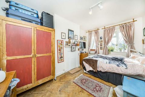 1 bedroom flat for sale, Brent Street, London NW4