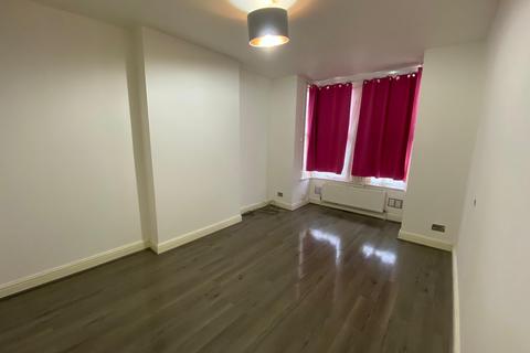 2 bedroom flat to rent, 64A Skeffington Road London E6 2NB
