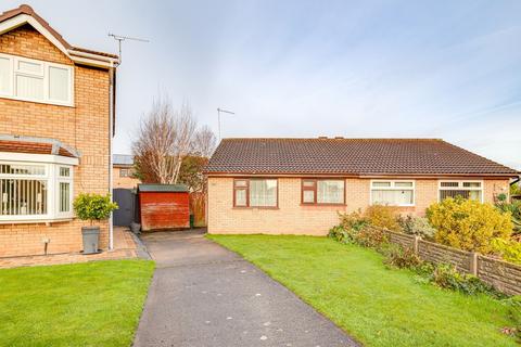 2 bedroom semi-detached bungalow for sale, Barnes Close, Chester CH1