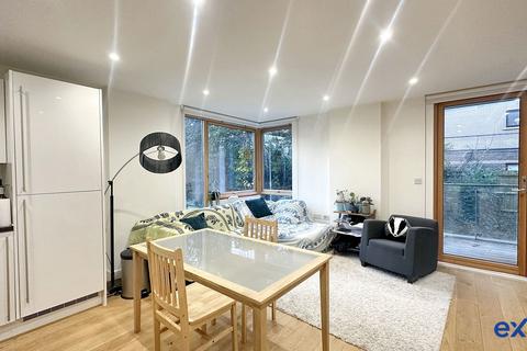 2 bedroom apartment for sale, Hornsey Lane, London N6