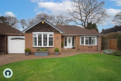 2 bedroom detached bungalow for sale, Park View Road, Sutton Coldfield, West Midlands, B74 4PT